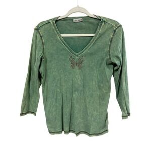 b. friends Women Green Mineral Wash Rhinestone Butterfly V-Neck 3/4 Sleeve Top L